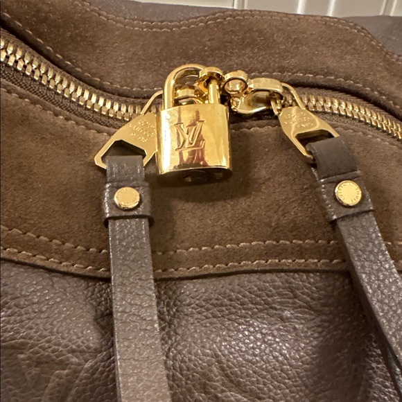 Louis Vuitton Brown Audacieuse GM tote bag - Picture 4 of 16